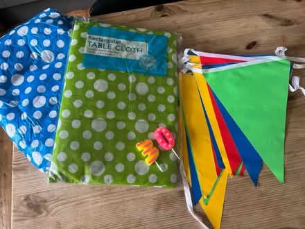 Photo of free Party Tablecloth, Candles, Bunting (Mitcham CR4) #1