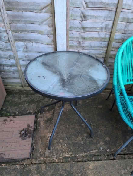 Photo of free Garden table/chairs aet (Hyde SK14) #2