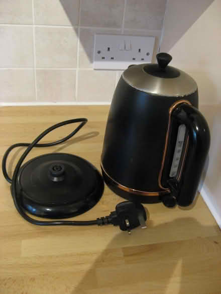 Photo of free Kettle (St Albans AL4) #2
