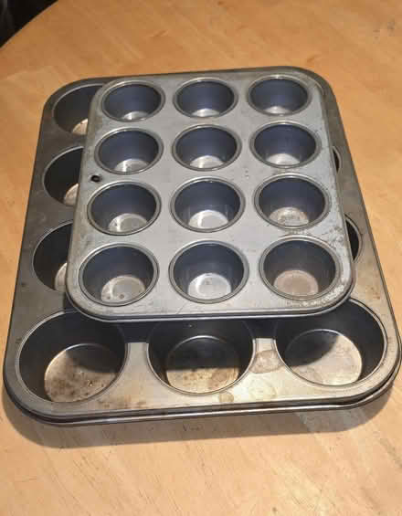 Photo of free Bakeware (Bellflower) #2