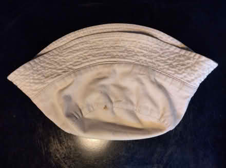 Photo of free White Sun Hat (Frenchay BS16) #1