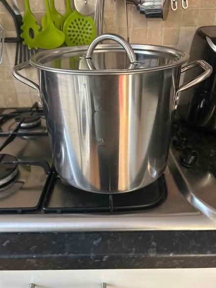 Photo of free Cooking pot (Overstone Lodge) #1