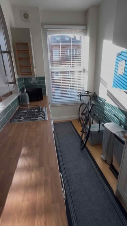 Photo of free White venetian blinds (Riverside SW6) #2