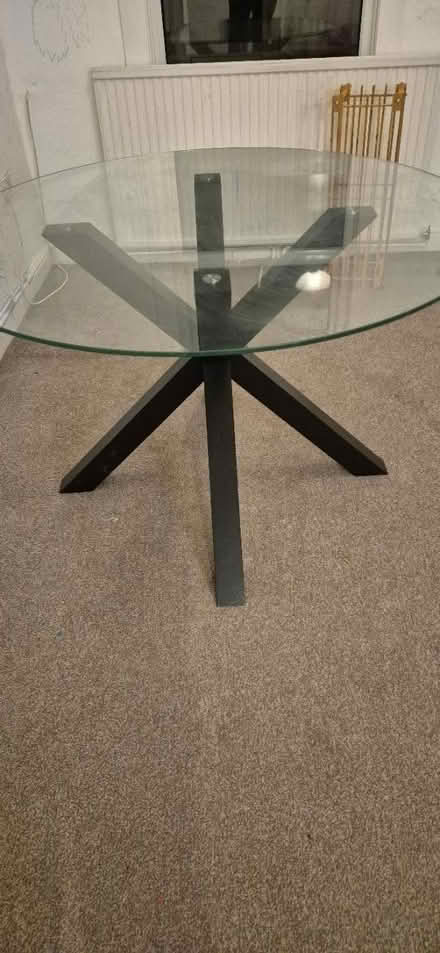 Photo of free Dining table (Gravesend and area DA12) #1