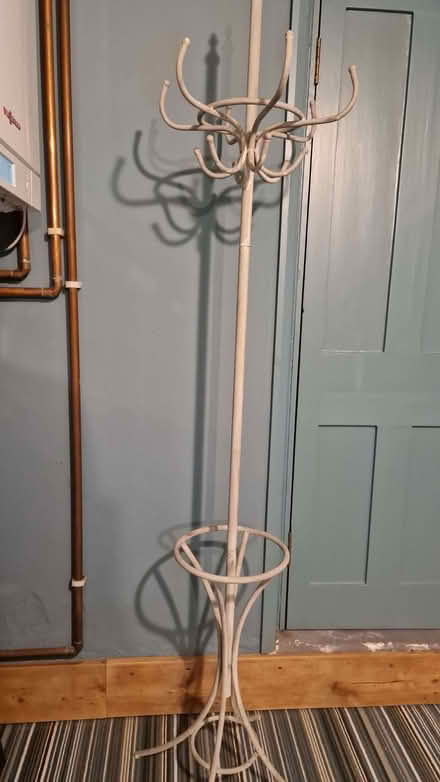 Photo of free Freestanding coat/ hat stand (Denny Bottom TN4) #1