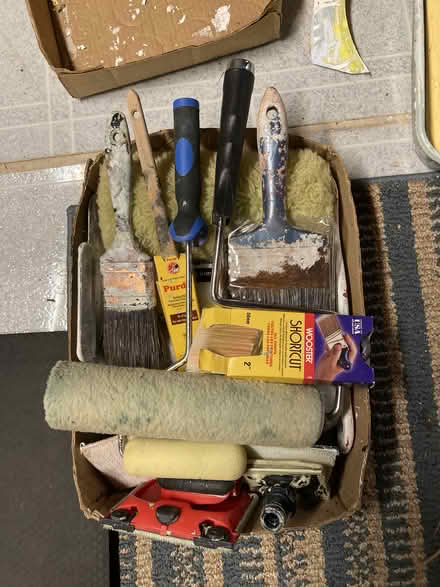 Photo of free Painting Supplies (East side of Columbia) #1