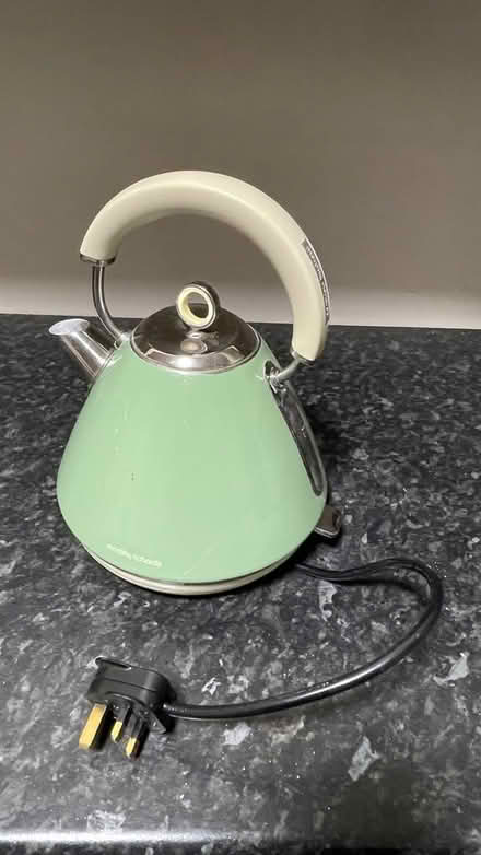 Photo of free Kettle (Charlton OX12) #1