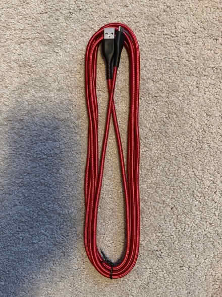 Photo of free 3m red USB to USB-C cable (Pooley Green TW20) #1