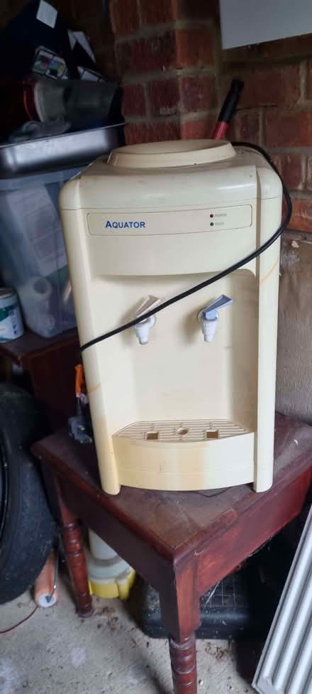 Photo of free Large Bottled Water Dispenser (Southborough BR2) #1