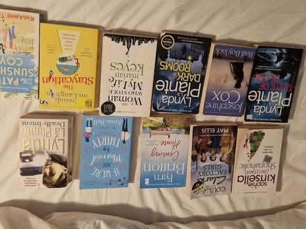 Photo of free 10 fiction books (Knightsfield AL8) #1