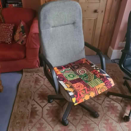 Photo of free Office chair (Raynes Park SW20) #3