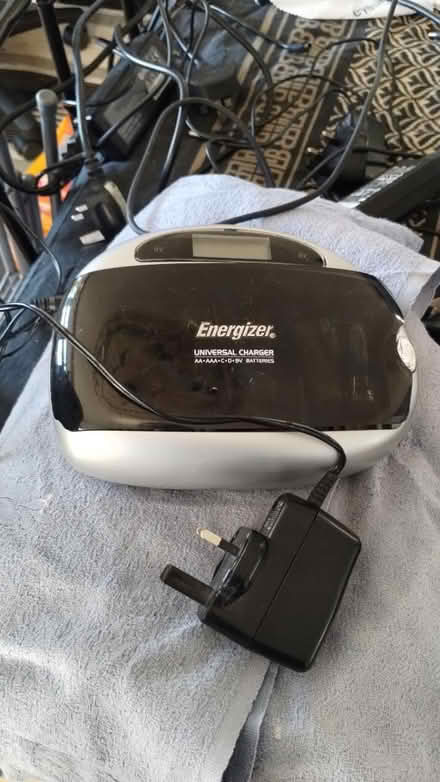 Photo of free Battery charger (& untested batt's) (Hollingdean) #1