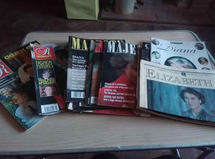 Photo of free Royalty magazines probably from the 1990s (Farmoor OX2) #1