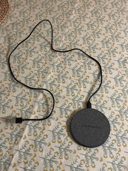 Photo of free Wireless charger (Stanway, CO3) #1
