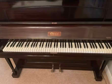 Photo of free Piano (GL11) #2