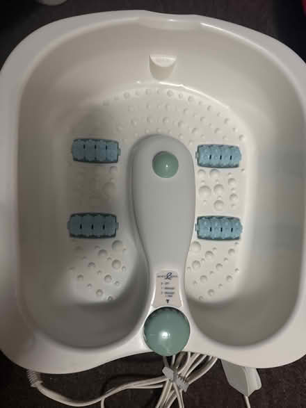 Photo of free Feet massage tub (West drayton UB7) #1