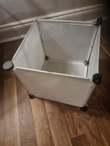 Photo of free White cube cobtainer (stroud green N4) #2