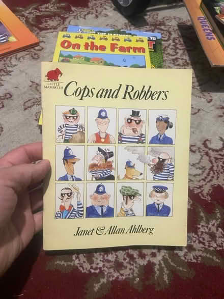 Photo of free kids books in very good conditio (AB21) #4