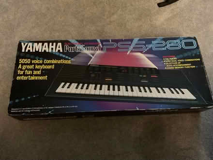 Photo of free Yamaha PSS-280 Electronic Keyboard (Whitnash CV31) #1