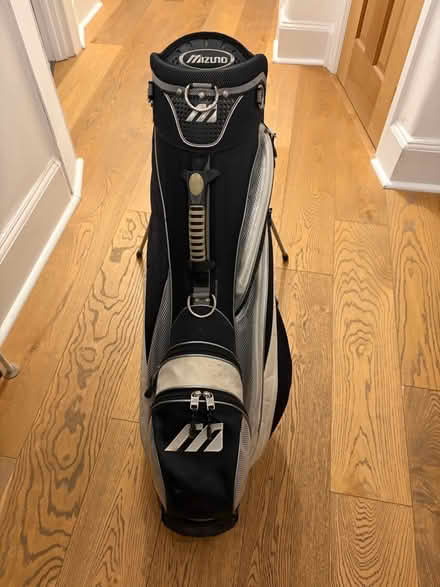 Photo of free Golf Bag (Bushey Village WD23) #2