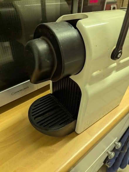 Photo of free Nespresso coffee machine (Shippon OX13) #2