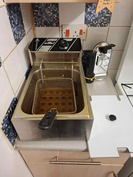 Photo of free Professional deep fat fryer (L25 Woolton) #1