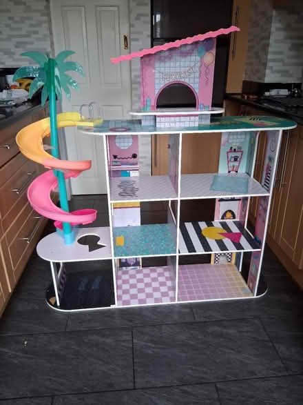Photo of free Barbie playhouse (Morden) #1