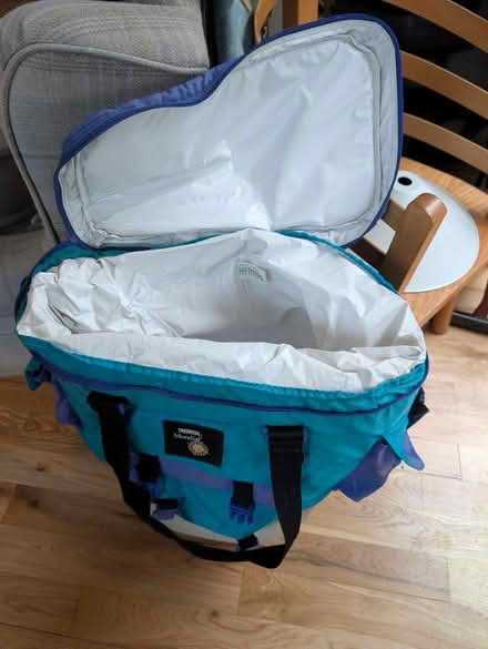 Photo of free Thermal picnic cooler bag (Bray) #2