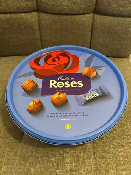 Photo of free Empty roses tub (Jennetts park RG12) #1