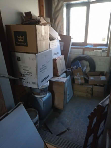 Photo of free A few large and medium cardboard boxes. (Holmfirth) (Holmfirth HD9) #3