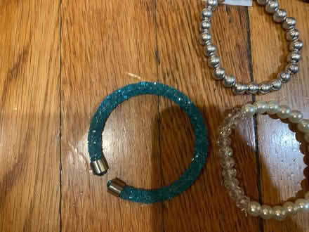 Photo of free fashion jewelry (Bellrock area Malden) #3