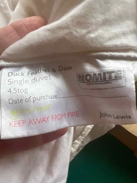 Photo of free John Lewis 4.5 tog single duvet (Trefonen SY10) #2