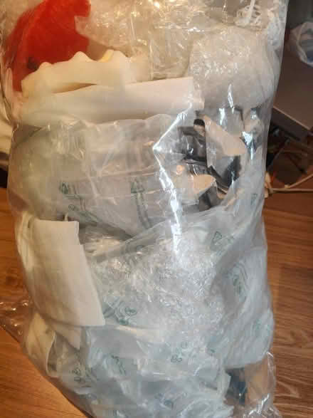 Photo of free Large quantity of bubble wrap and protective packaging (Tyttenhanger AL4) #2