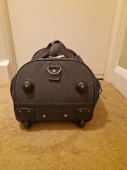 Photo of free wheelie duffle bag (CR4) #3