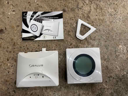Photo of free Salus thermostat & receiver (North Hinksey OX2) #1