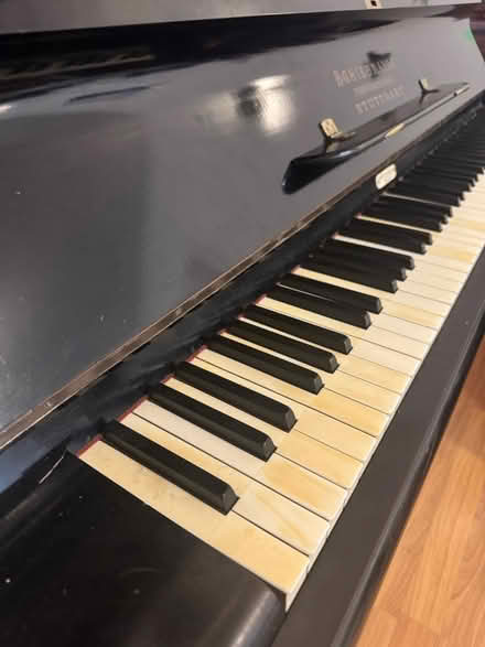 Photo of free Vintage Upright Piano (E2) #4