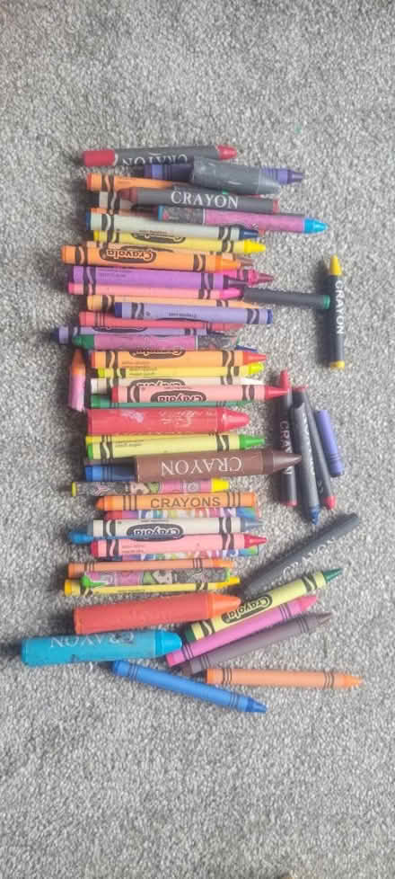 Photo of free Crayons (Bagshot GU19) #1