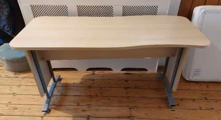 Photo of free Desk\Table (Heaton Moor SK4) #1