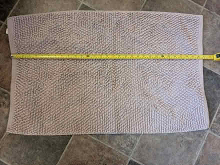 Photo of free 2 bath mats (Knowle BS4) #1