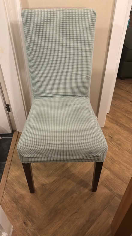 Photo of free 180cm x 88cm dining table and 6 dining chairs (Moss Side L31) #2