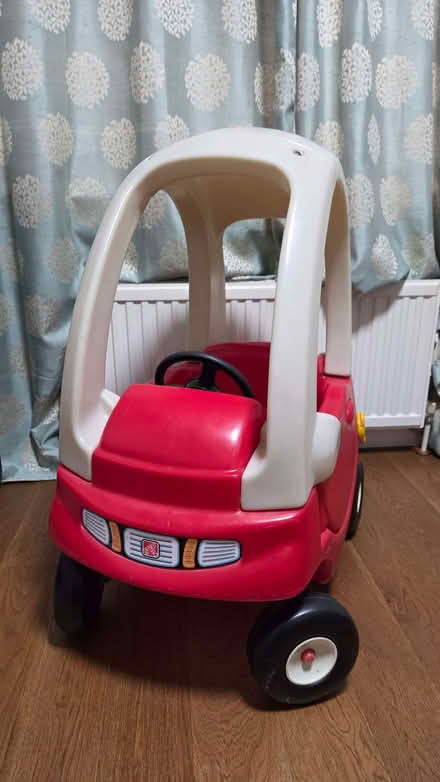 Photo of free Step2 kids ride-on car for toddlers (Woking GU21) #2