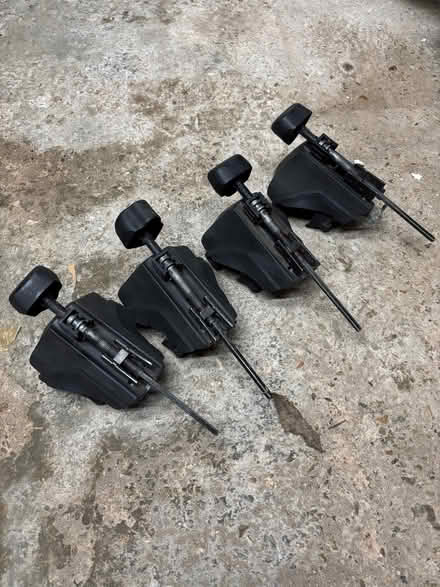 Photo of free Thule roofbar mounts (North Hinksey OX2) #2