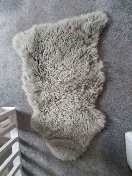 Photo of free Small grey rug (Cotteridge B30) #1
