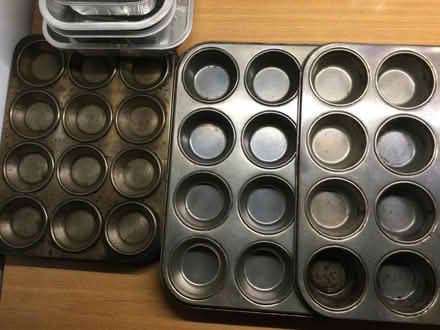 Photo of free 2 cupcake, 2 Muff tins & unused Aluminium containers (Summertown OX2) #4