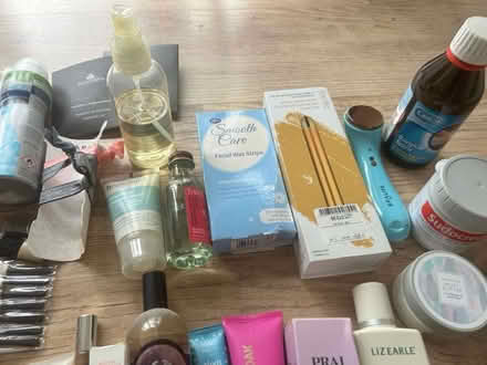 Photo of free Bathroom clear out (BS36) #2