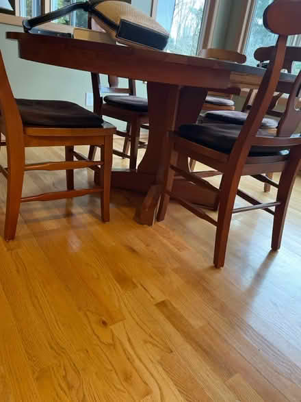 Photo of free Kitchen Table and chairs (Woodinville) #3