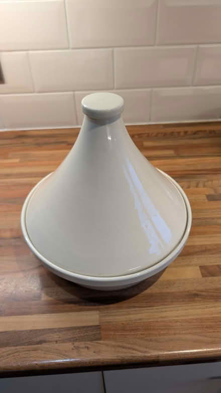 Photo of free Ceramic tagine (L14 Broadgreen) #1
