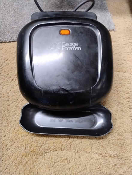Photo of free George foreman grill (GL10) #1