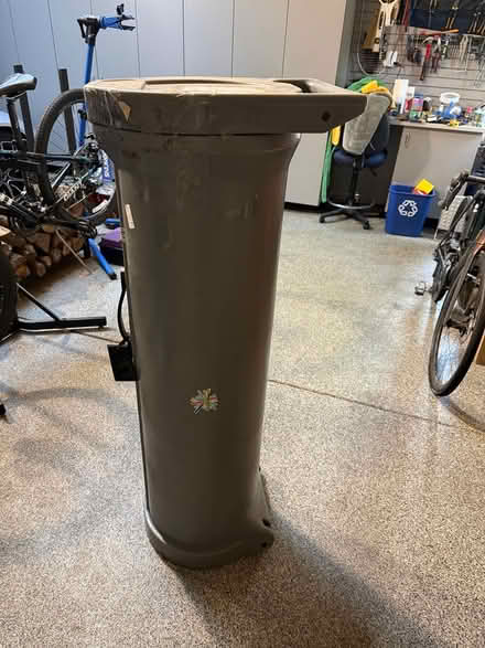 Photo of free Golf Bag Shipping Container (Montclair) #3