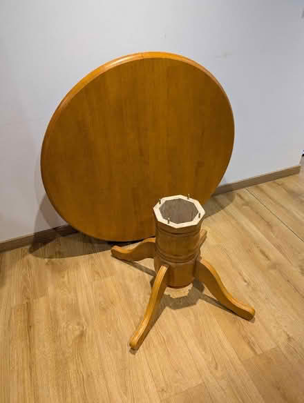 Photo of free Extendable round table (Orton Wistow) #1